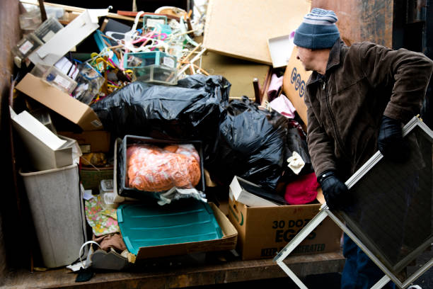 Best Garage Cleanout  in Bruceton, TN